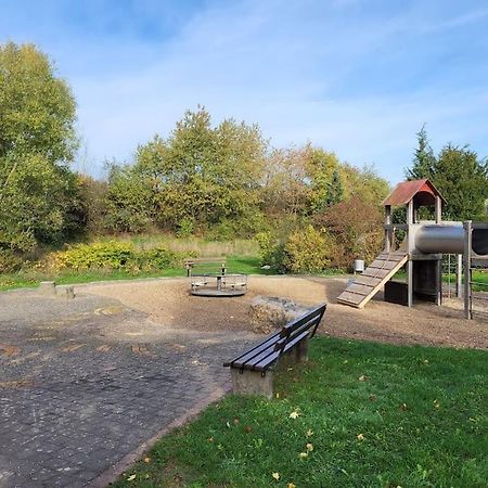 Schoene Wohnung Mit Eigenem Eingang Und Parkplatz Fulda Bagian luar foto